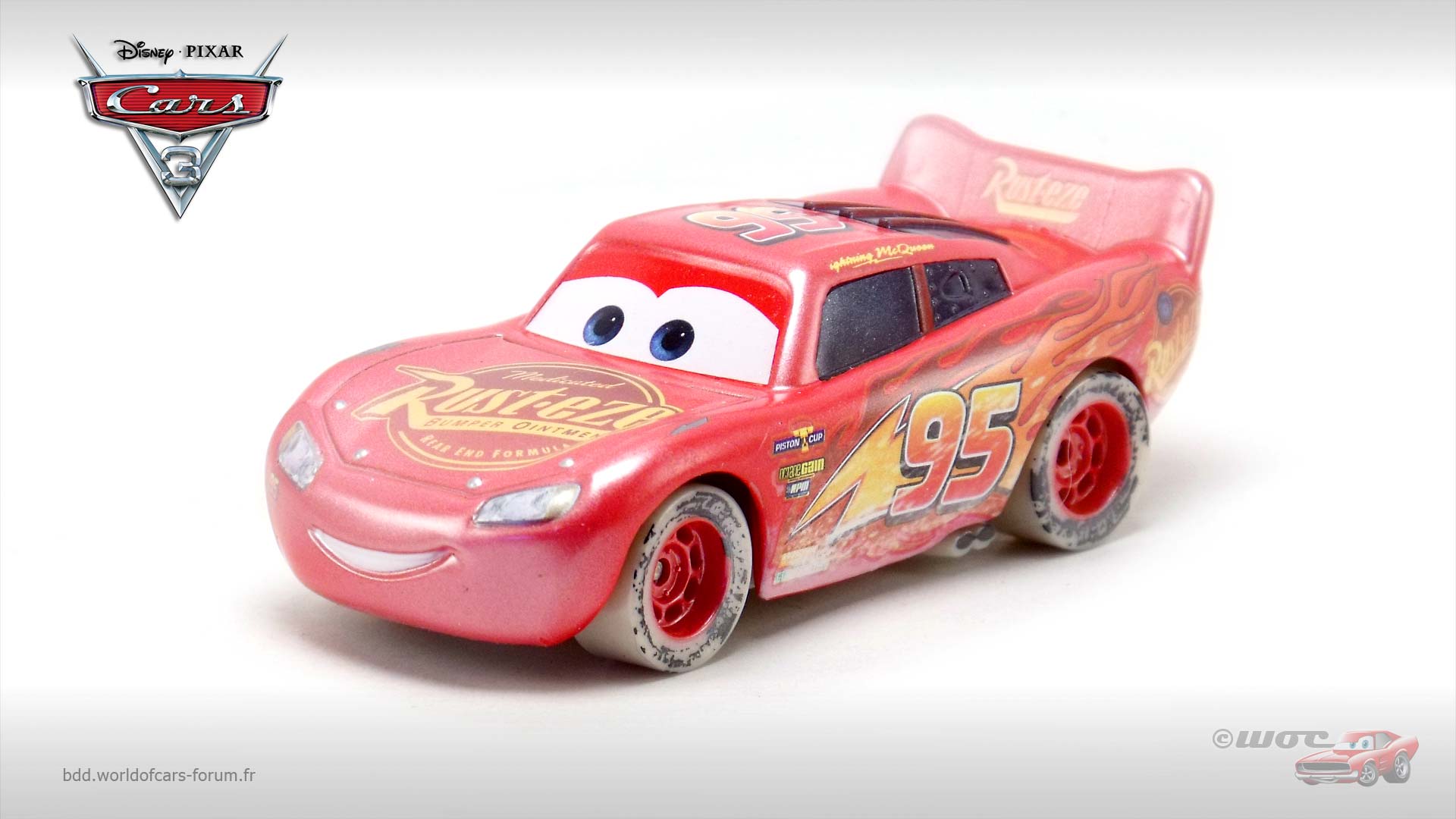 Cars 3 Lightning McQueen (Fireball Beach Racer)